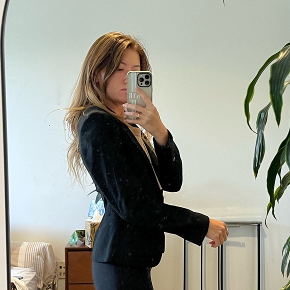 Professional Black Blazer - Picture 2 of 5